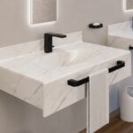 OUTLINE TOWEL HOLDER/ GRAB BAR 55CM MATT BLACK - Image 2